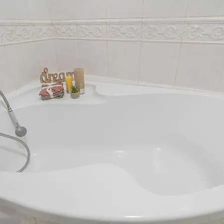 Bright Studio Close To Charles Bridge And Castle Prague
