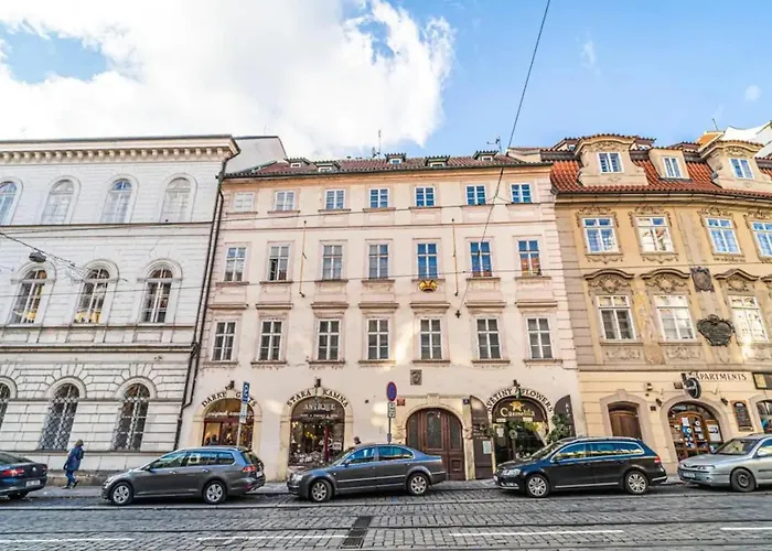 דירה Bright Close To Charles Bridge And Castle פראג